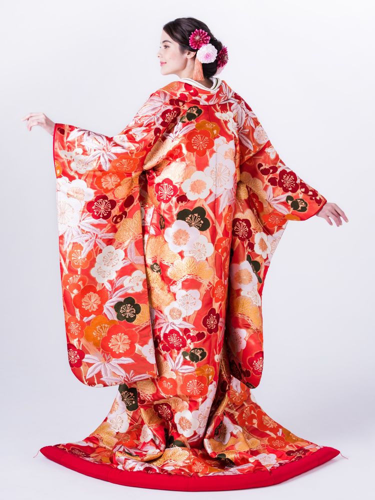 豪華な紅の色打掛 正絹 金彩 刺繍 鳳凰 花嫁衣装 婚礼 和装結婚式 花魁