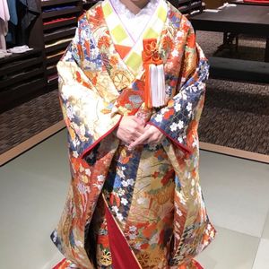 豪華だけど落ち着いて上品な色打掛