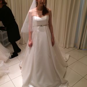 妊娠5ヶ月を隠して大人っぽく