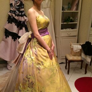 個性的なデザインで大人っぽく