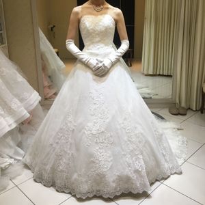 シンプルで上品なデザインです