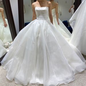 シンプルプリンセスドレス