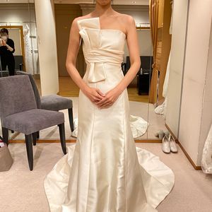 リボンが特徴のシンプルマーメイド