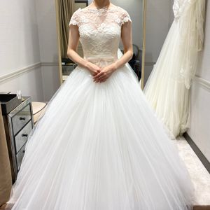 お花レースのナチュラルドレス