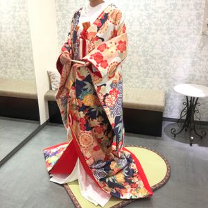 珍しい色味、モダンな印象