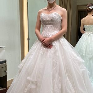 可愛いボリュームプリンセスドレス