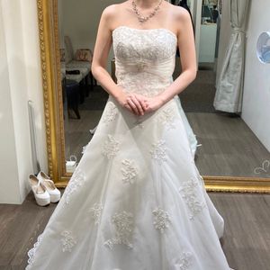 お値段が優しいウエディングドレス
