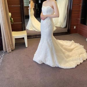 スタイリッシュなイメージにしたいならマーメイドドレス