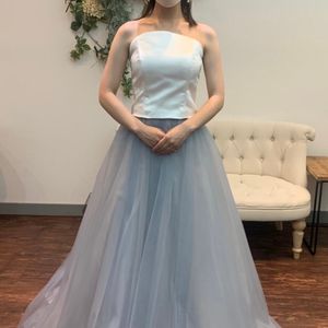セパレートタイプのカラードレス