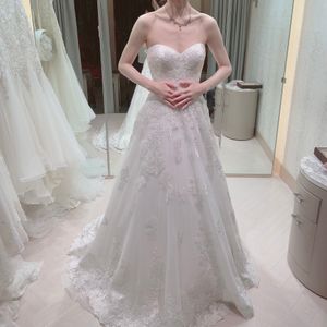 綺麗で可愛い印象のAラインドレス