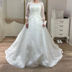 色々な着方ができるドレス