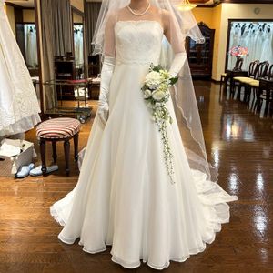 シンプルで可愛いドレス