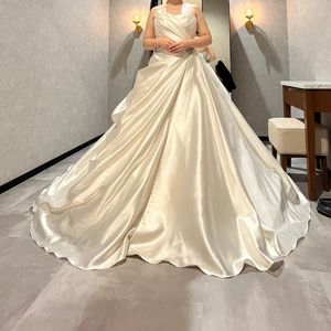 王道ではなく、人と被らないオシャレなドレス