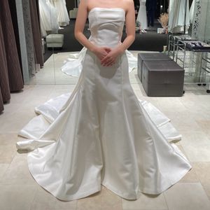 綺麗でシンプルに大人っぽく