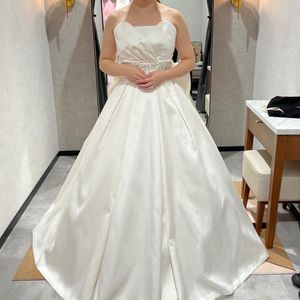 可愛さもあり大人っぽさもあるドレス