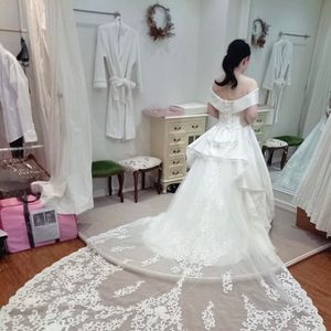 どの年代も着やすいドレス