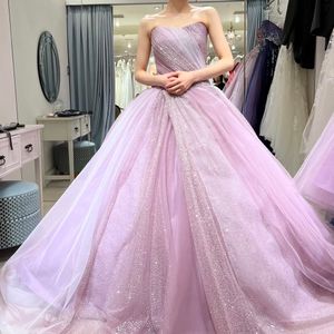 グリッターのかわいいドレス