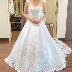 レースが可愛い王道ドレス