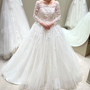 ロングスリーブウエディングドレス