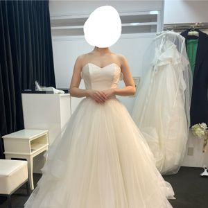 シンプルでお上品なドレス