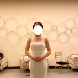 シンプルなデザインだけど洗練されたドレス