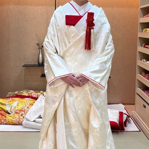 鶴、手触りの高級感