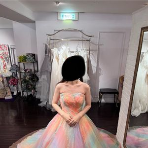 カラフルな可愛いドレス