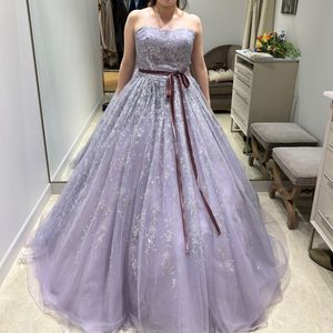 大人可愛いパープルドレス