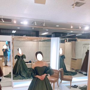 シックなグリーンがオシャレ