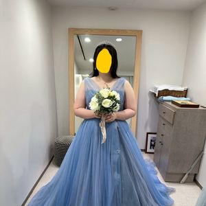 ドレスとレースが分けれて着用できる