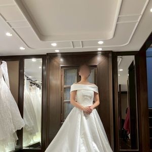 ロングトレーンが印象的&スタイルが変えられる