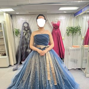 青色前面キラキラ衣装