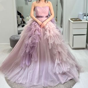 肌馴染みの良いピンクドレス