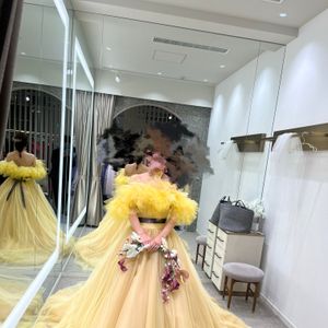 透明感あふれるドレス