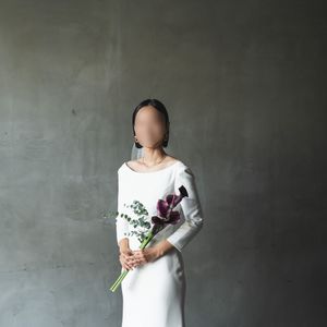 シンプルだけど洗練されているドレス