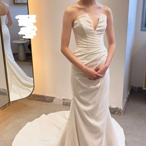 くるみボタンが綺麗なドレス