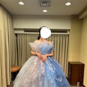 個性的なドレス