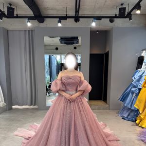 大人可愛いモーヴピンクドレス