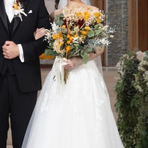 ナチュラルで綺麗に見せてくれるドレス