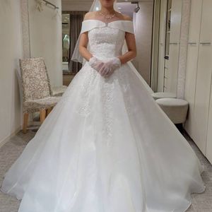 ２WAYでロールカラー取り外し可能なクラシカルドレス