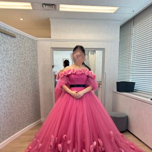 橋本環奈ちゃん着用可愛さ全開ドレス