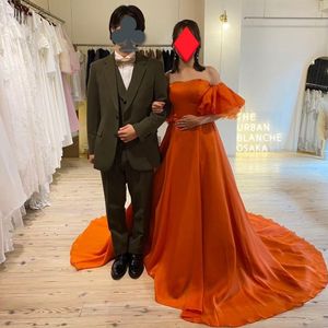 ナチュラル可愛いカラードレス