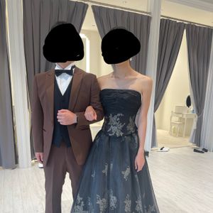 ブラックのドレスです