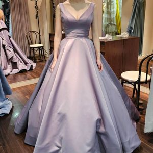 ボリューム感があり、存在感も出せるドレス