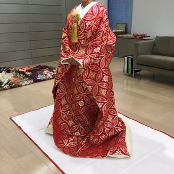 写真映え抜群、赤一色、お顔映えも抜群