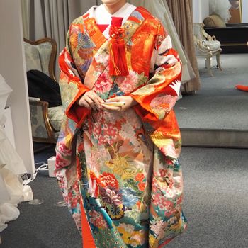 王道な赤色の色打掛