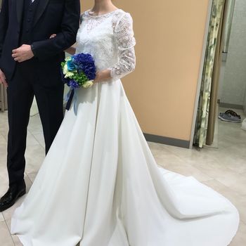 ノースリーブに付属のボレロ