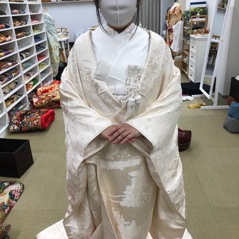 シンプルな白無垢
