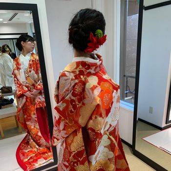 おめでたい雰囲気の色打掛