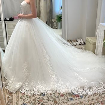 王道のプリンセスドレス